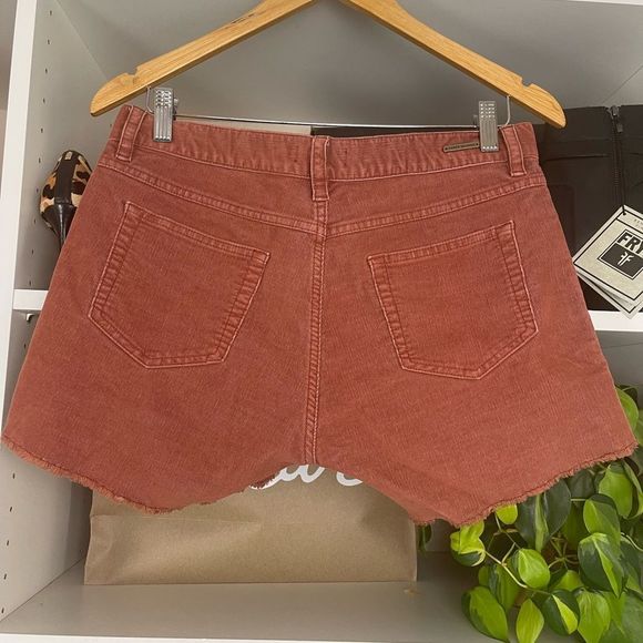 Carve Designs Oahu Corduroy shorts. 10 - Picture 4 of 9